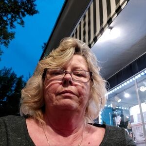 Meet your Posher, Carol